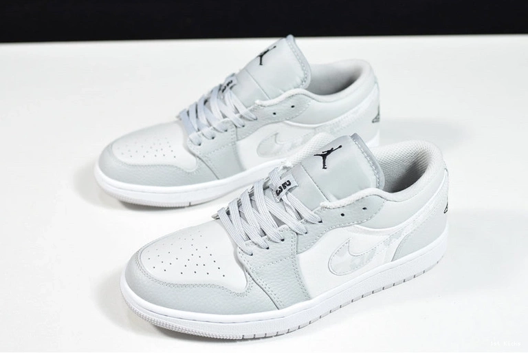 Low Jordan White - 1 DC9036-100 Camo 0110